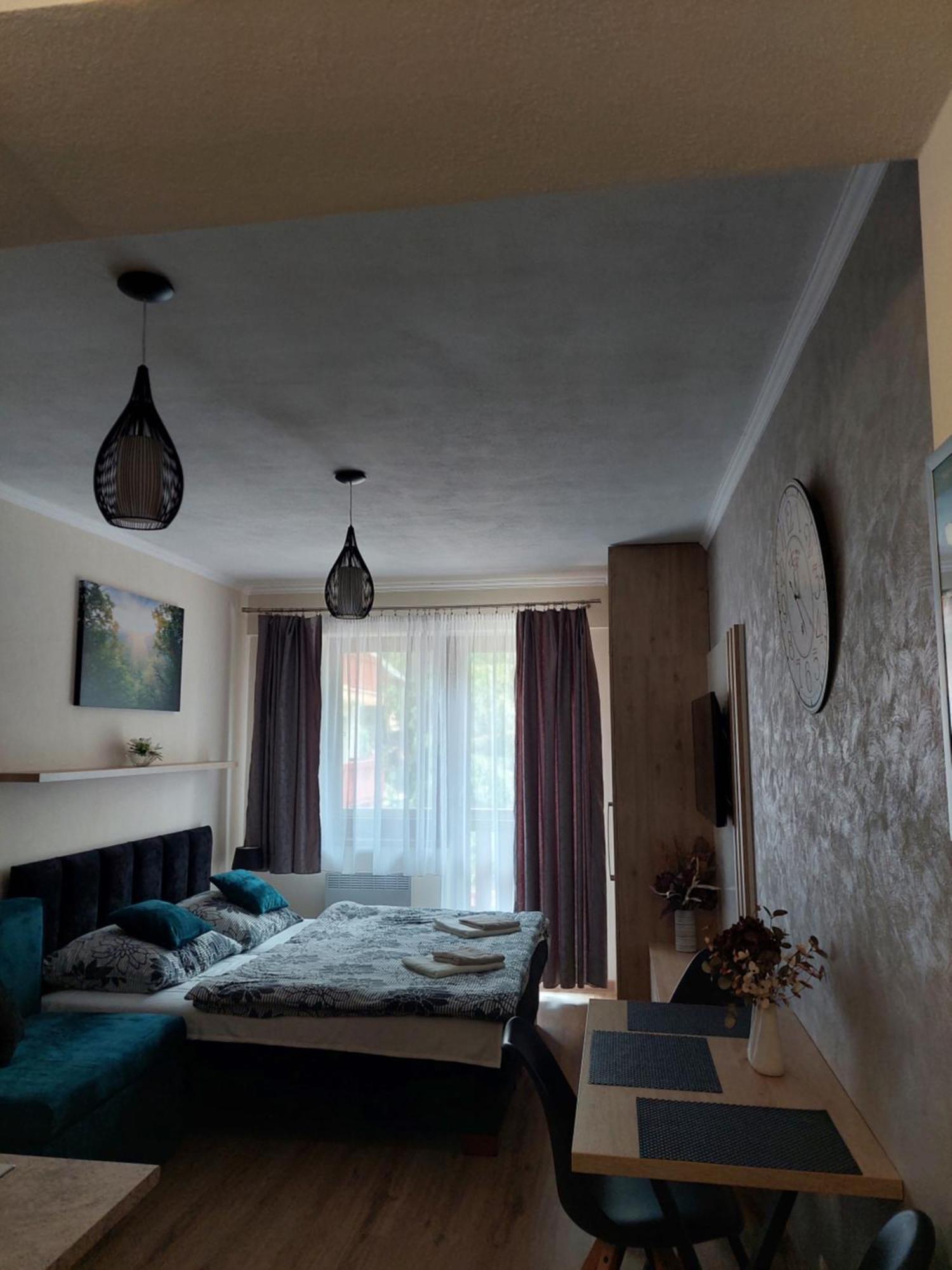 Apartments 17 - 23 Ad Kamzik โดโนวาลี ภายนอก รูปภาพ
