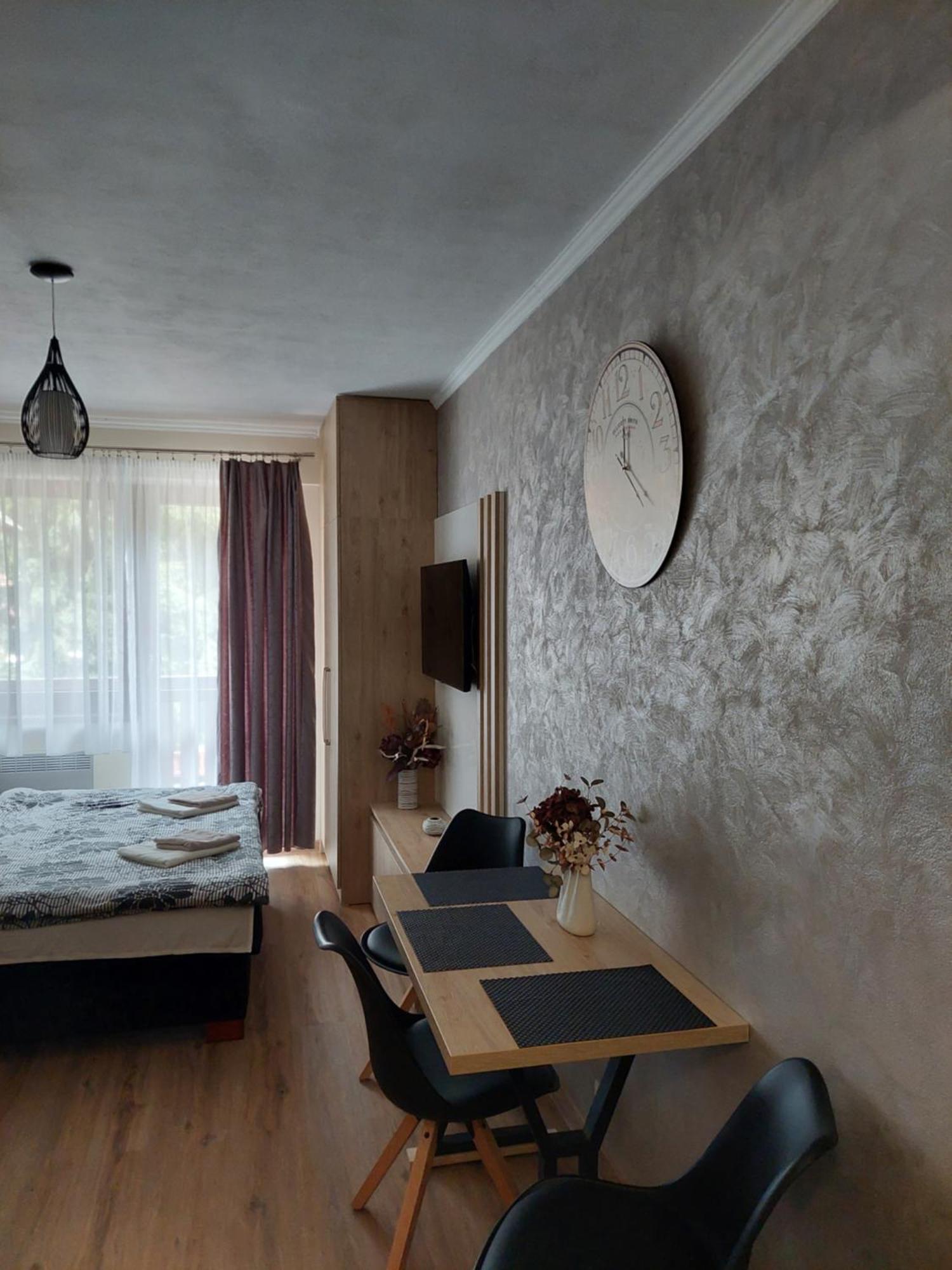 Apartments 17 - 23 Ad Kamzik โดโนวาลี ภายนอก รูปภาพ