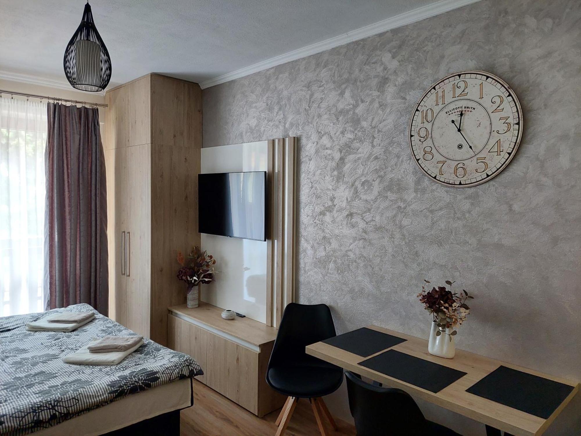 Apartments 17 - 23 Ad Kamzik โดโนวาลี ภายนอก รูปภาพ