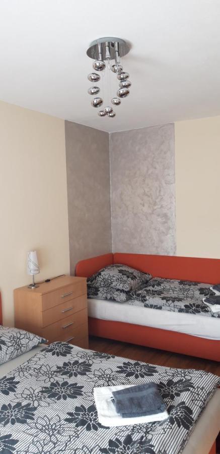 Apartments 17 - 23 Ad Kamzik โดโนวาลี ภายนอก รูปภาพ